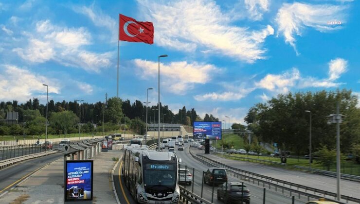 AKP’nin Atatürk Havalimanı’ndaki açık hava toplantısı için Metro İstanbul ve İETT ek sefer düzenleyecek